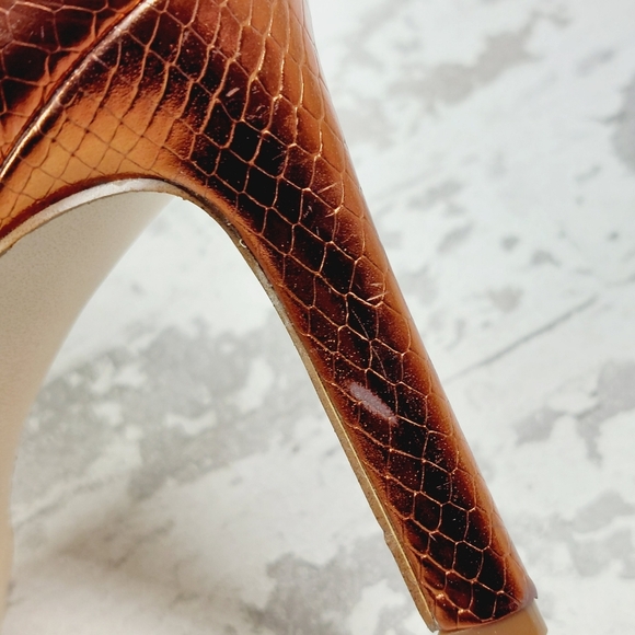 NEW Naturalizer 27 Edit Abilyn Brown Snake Pointy Toe Ankle Strap Pump Heel W697 - Picture 12 of 14